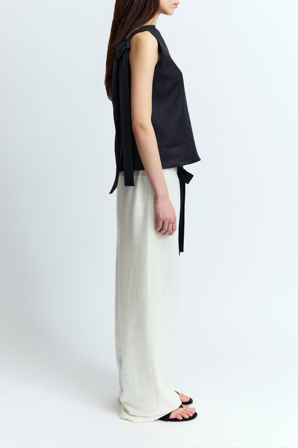 Ziella Top in Linen