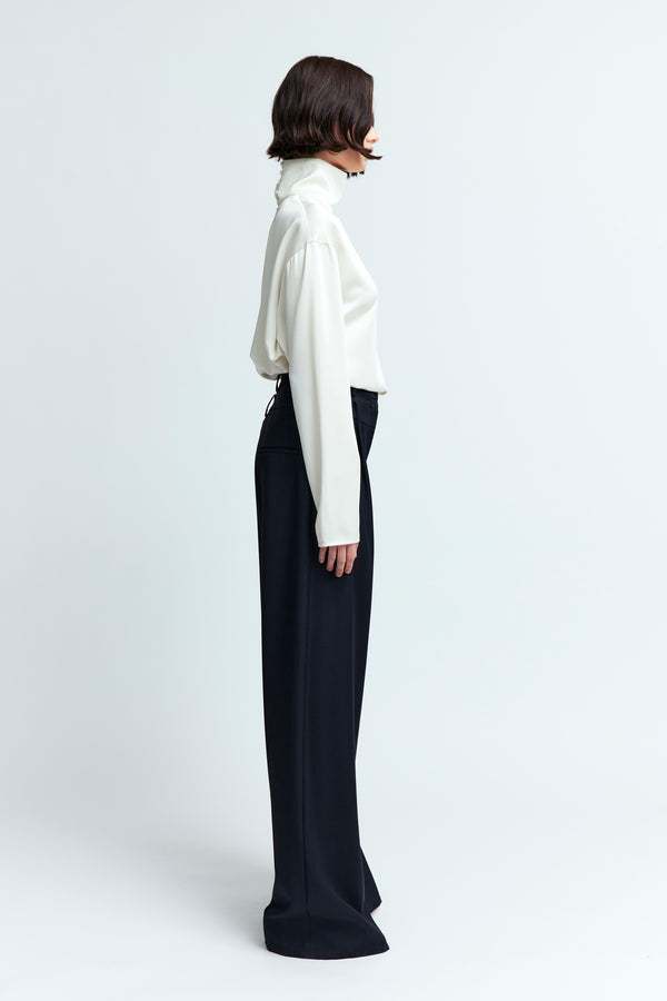 Olall Top in Crepe