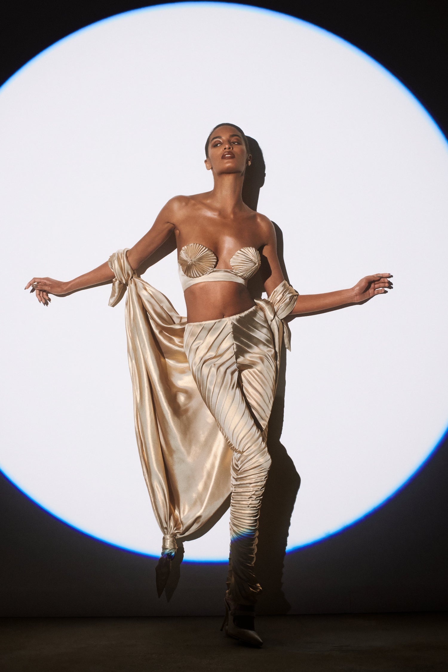 Model Sacha Quenby in Look 12  - 'Bella' - from the 16Arlington x Antony Price '16 Looks' runway collection