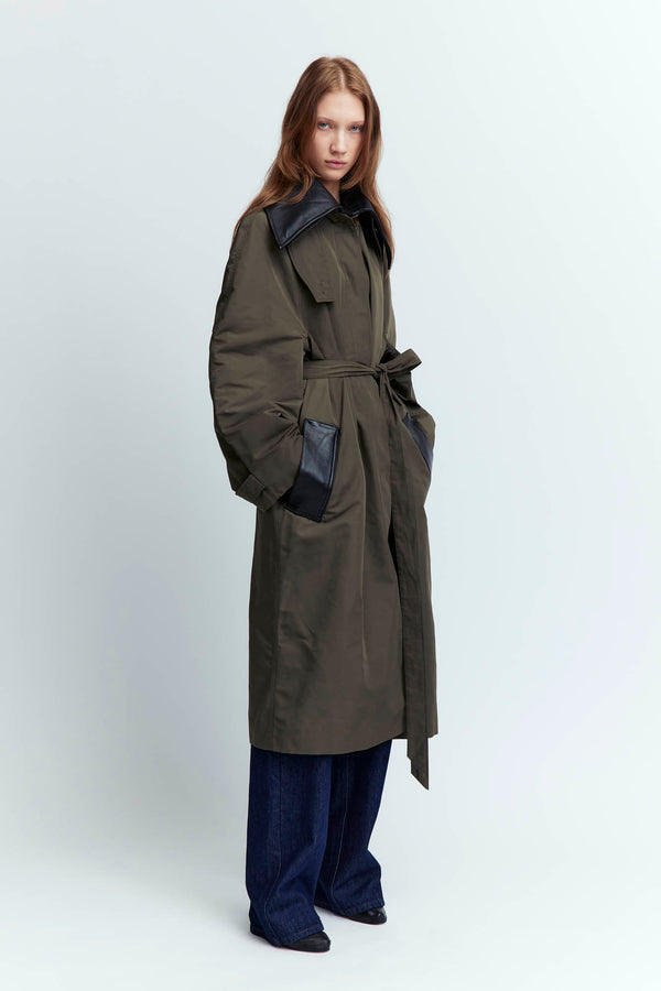 Beech Coat in Tech
