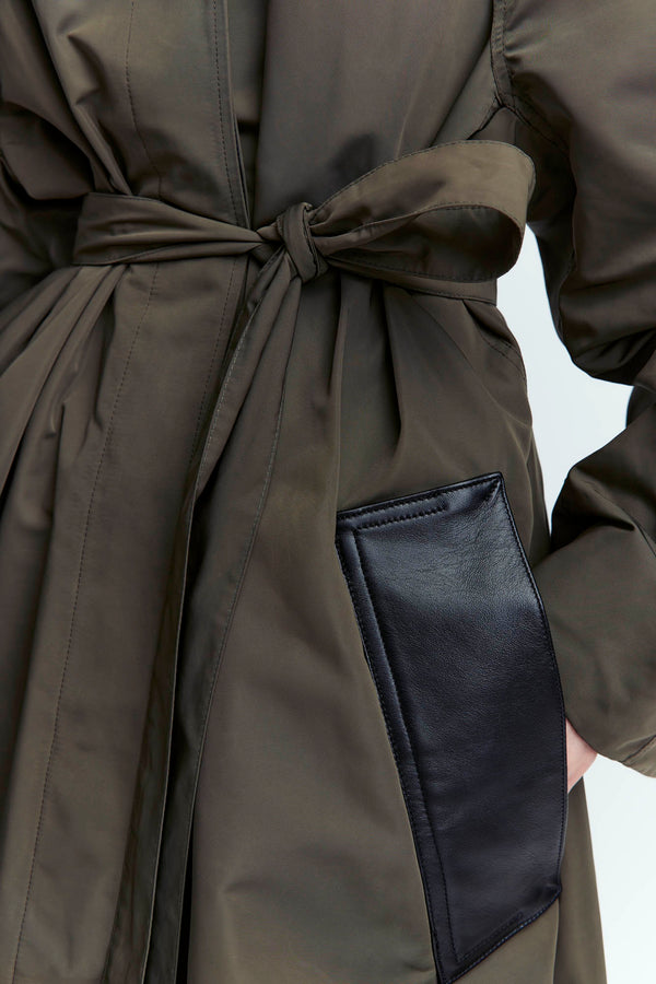 Beech Coat in Tech