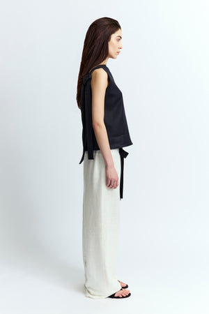 Ziella Top in Linen