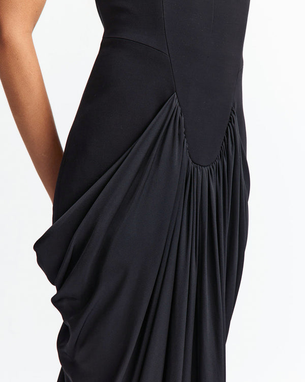 Res Gown in Satin Back Crepe