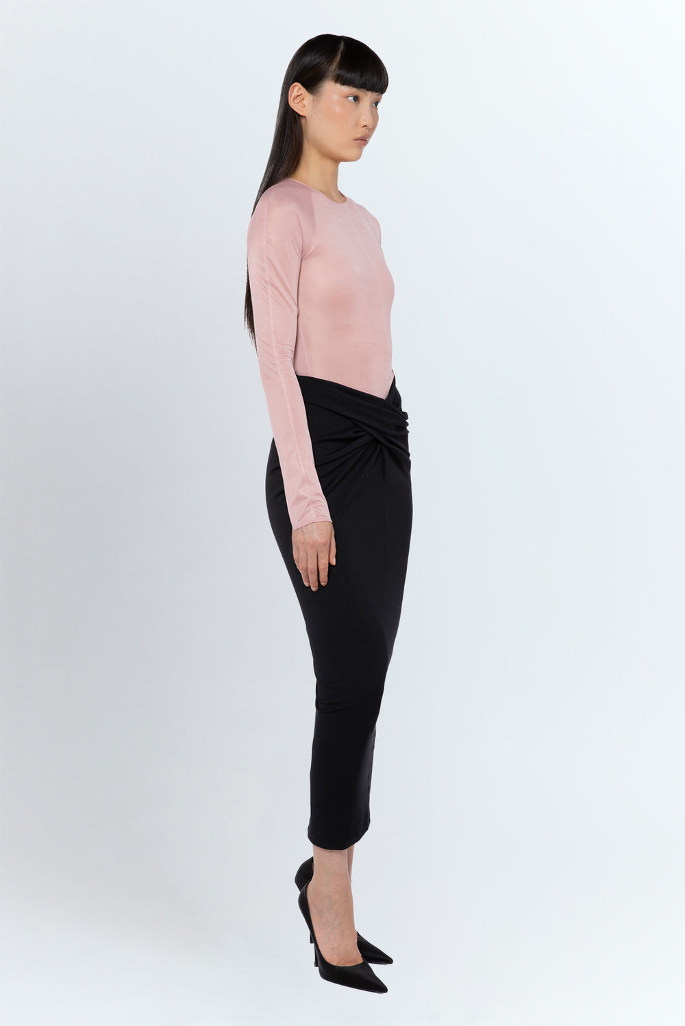 Tevra Midi Dress In Blush